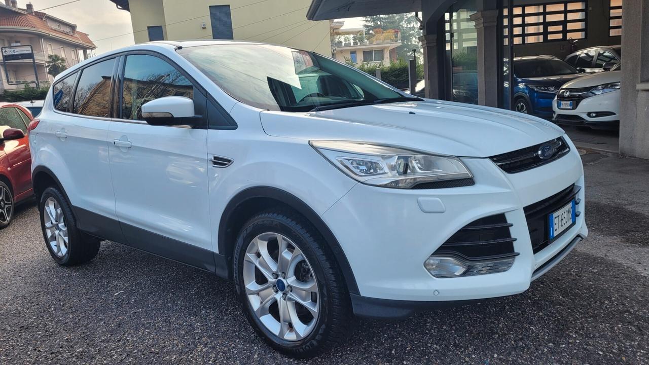 Ford Kuga 2.0 TDCI 140 CV 4WD Titanium