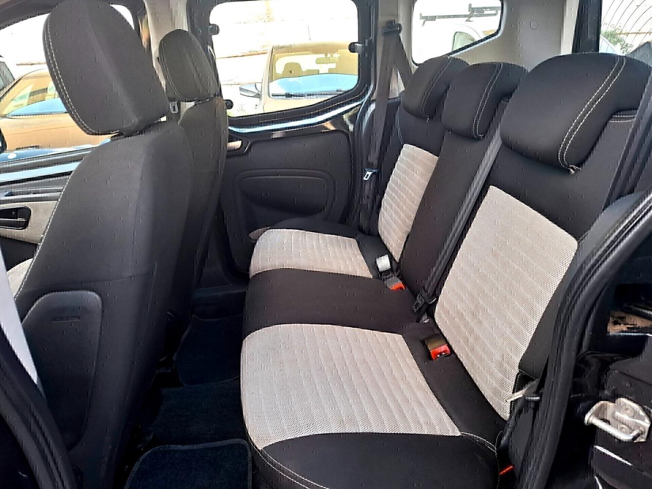 Fiat Qubo 1.3 MJT 75 CV Trekking