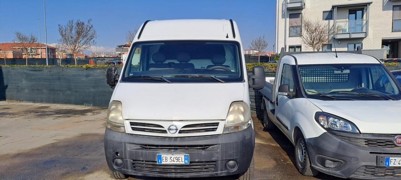 Nissan Interstar 2.5 dCi/120 cv furgone 2011