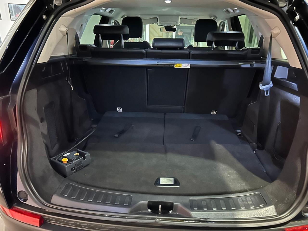 Land Rover Discovery Sport 2.0 TD4 163 CV IBRIDA 7 POSTI