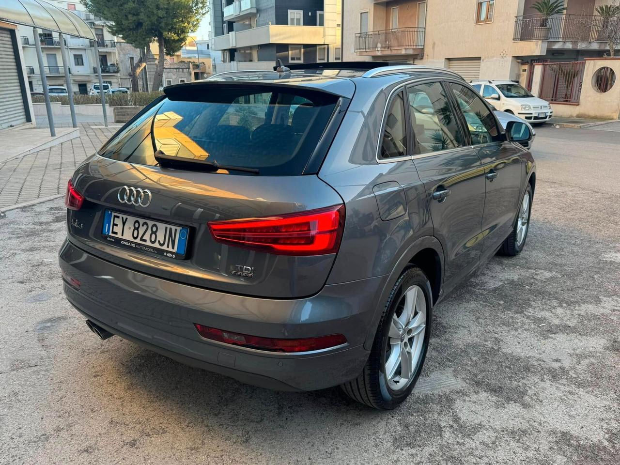 AUDI Q3 2.0 TDI 150 CV. SPORT TETTO NAVI BIXENO