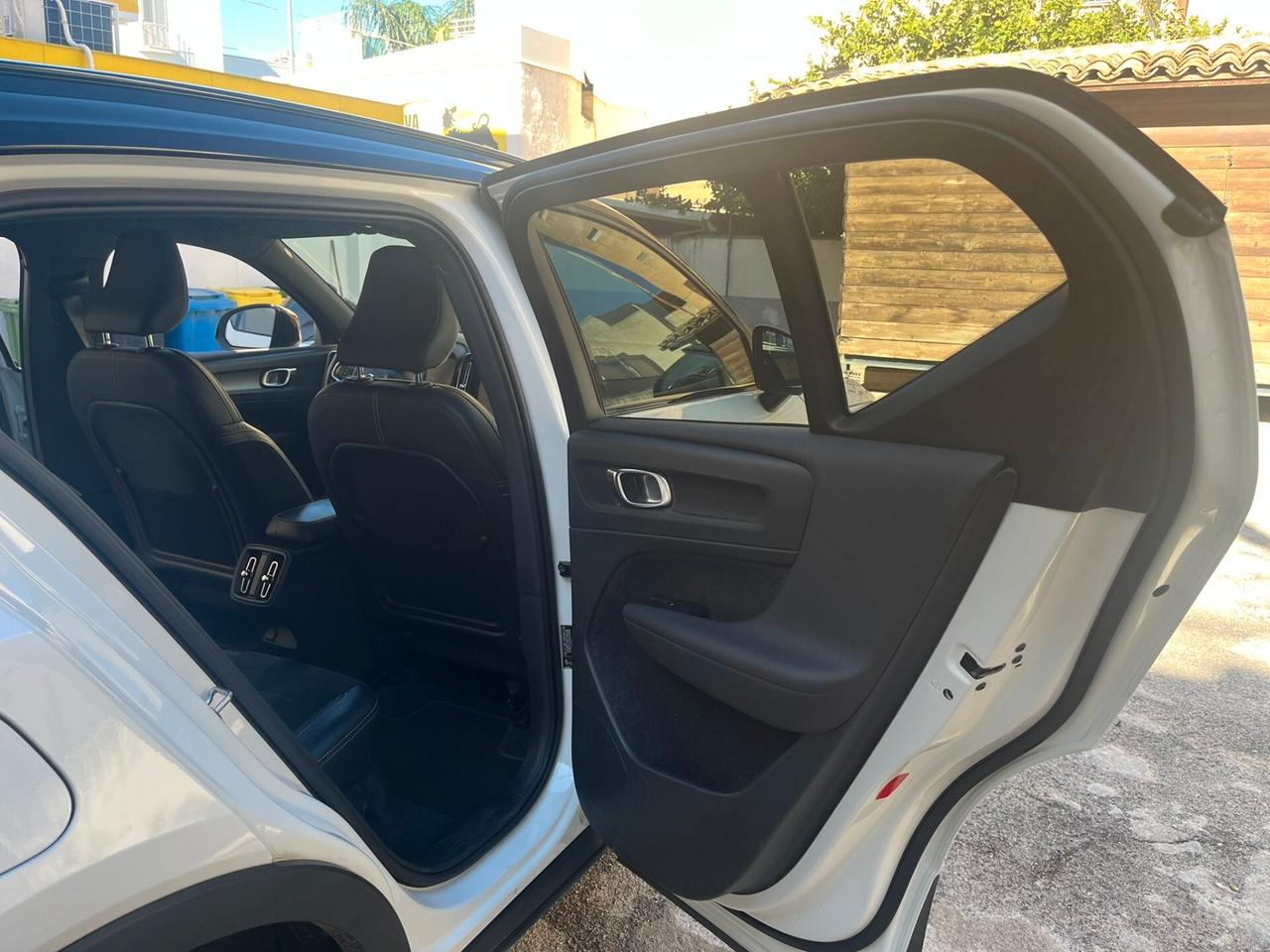 Volvo XC40 D3 AWD Geartronic R-design