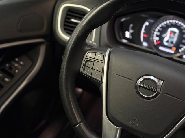 VOLVO V40 D2 Geartronic Business Plus