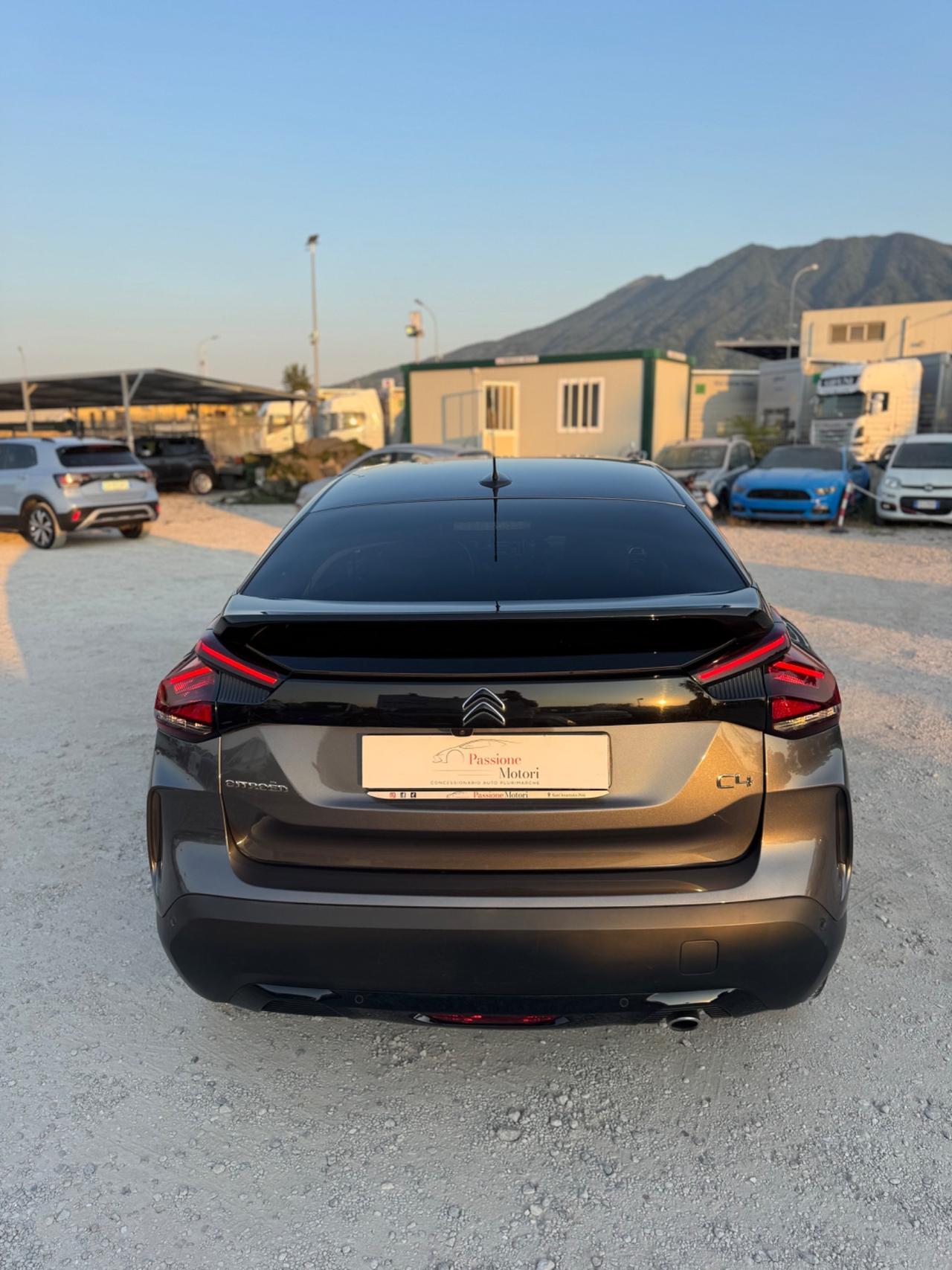 Citroen C4 BlueHDi 130 S&S EAT8 Shine