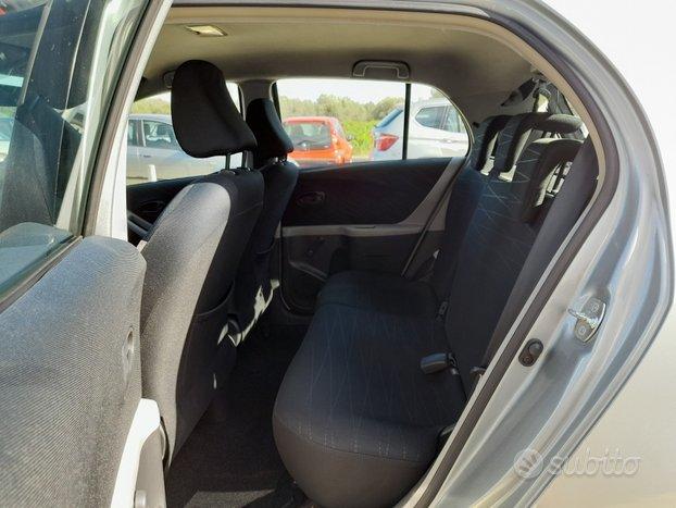 TOYOTA Yaris 1.0 5P. SOL