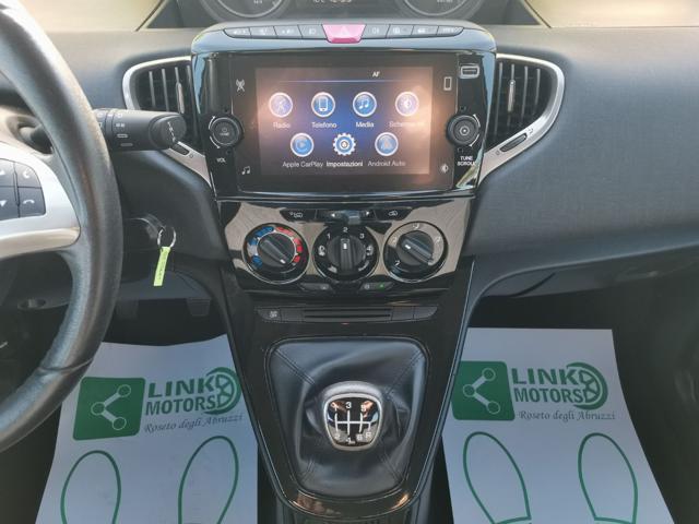 LANCIA Ypsilon 1.0 FireFly 5p S&S Hybrid Ecochic Silver IMP. GPL