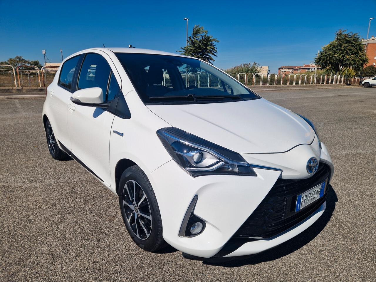 Toyota Yaris 1.5 Hybrid 5 porte Active