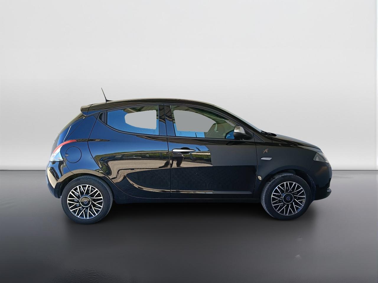 LANCIA Ypsilon III 2021 - Ypsilon 1.0 firefly hybrid Alberta Ferretti s&s 70cv