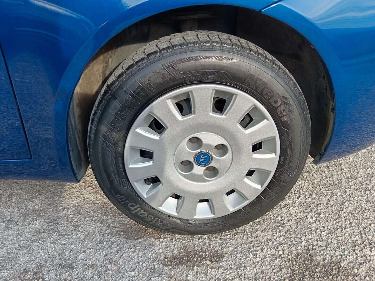 Fiat Punto 1.3 MJT 70CV 3 PORTE NEOPATENTATI