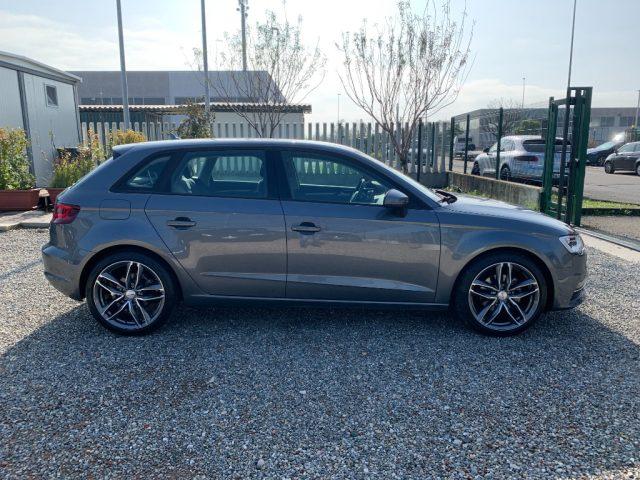 AUDI A3 SPB 1.6 TDI S tronic Ambition