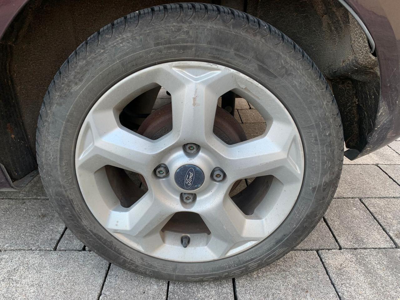 Ford Fiesta 1.4 Gpl 95cv 5 porte Titanium