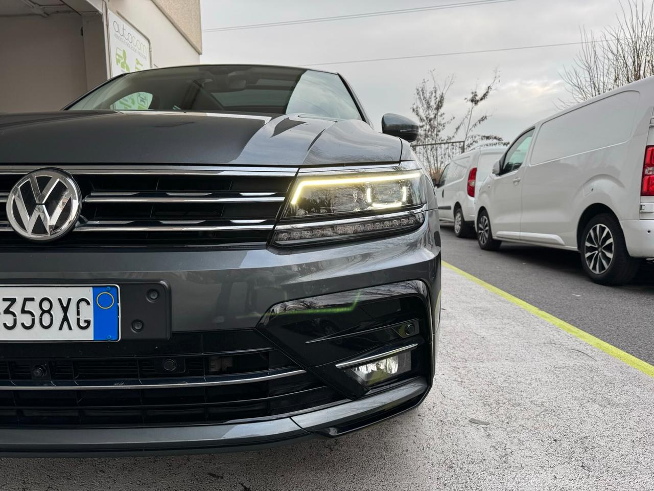 Volkswagen Tiguan 2.0tdi DSG R-Line 4M GARANZIA24M