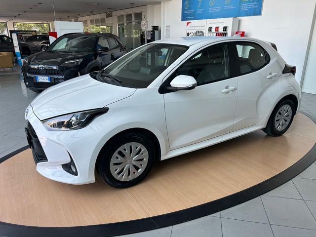TOYOTA Yaris 1.5 Hybrid 5 porte Active