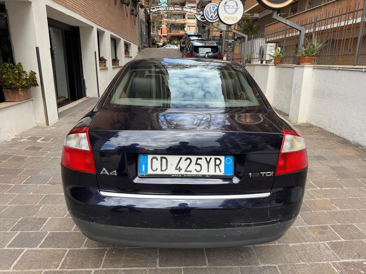 AUDI A4 1.9 TDI 130CV cat
