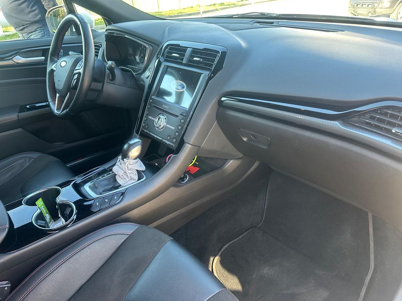 Ford Mondeo ST Line Business 2.0 HEV #10256