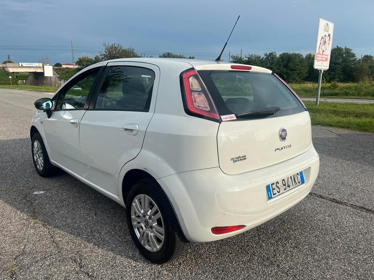 Fiat Punto 1.4 8V 5 porte Natural Power Street