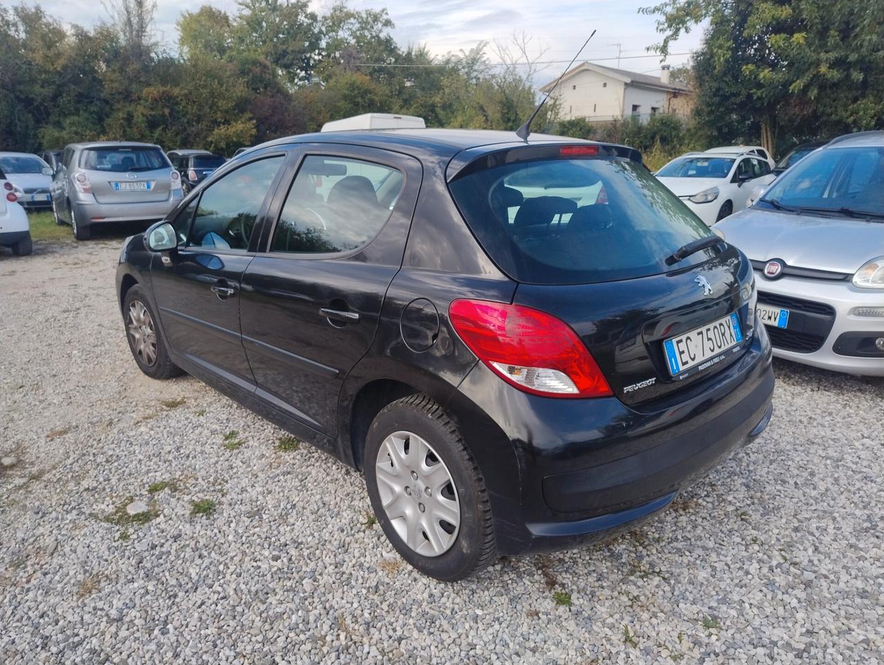 Peugeot 207 1.4 HDi 70CV 3p. Allure