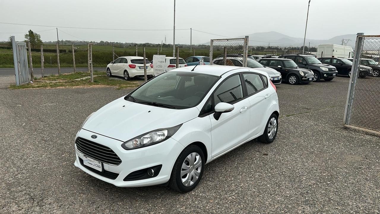 Ford Fiesta 1.5 TDCi 75CV 5 porte Black & White Edition