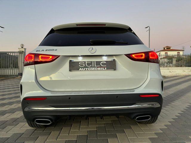 MERCEDES-BENZ GLA 200 d Automatic Premium