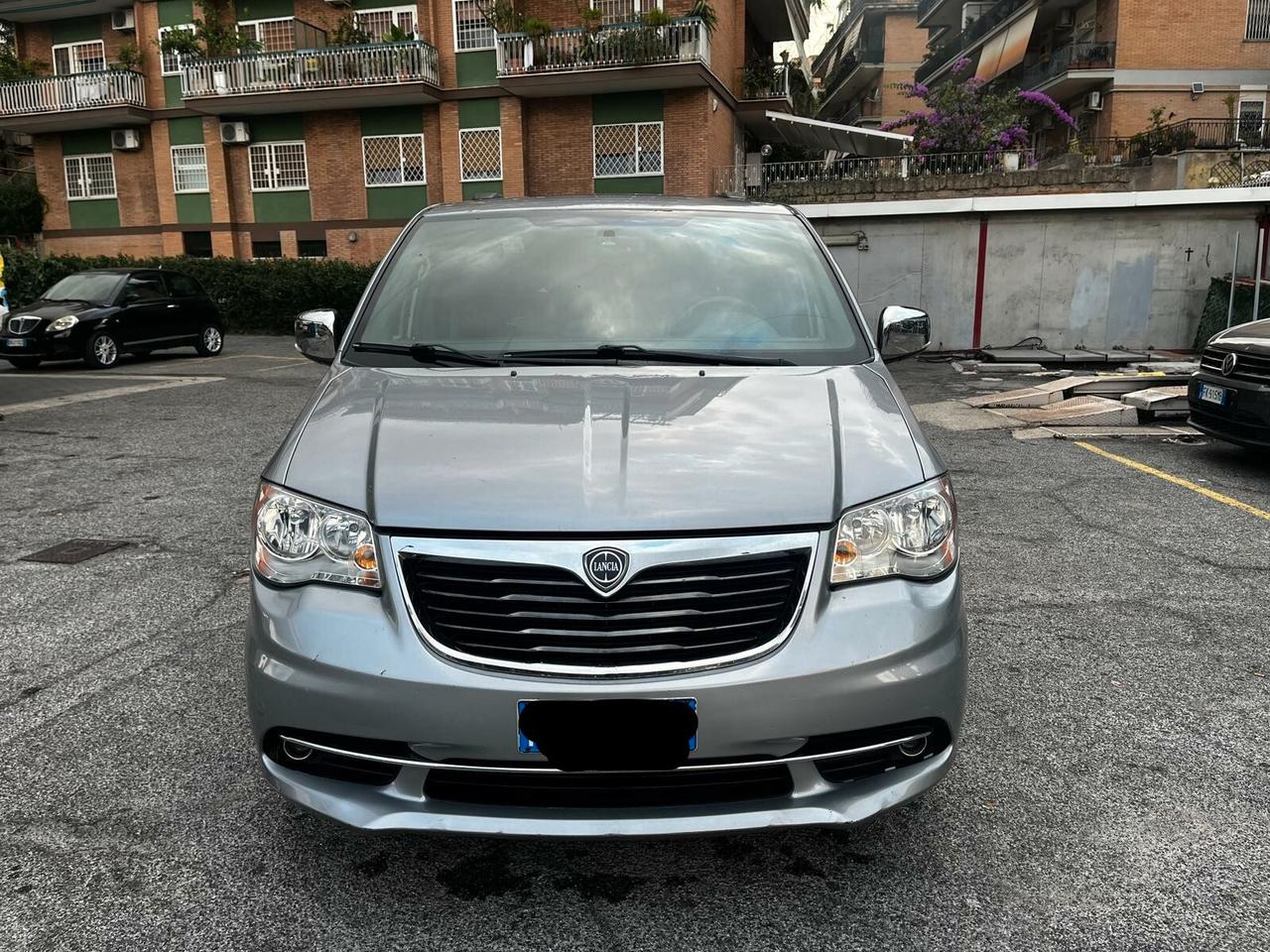 Lancia Voyager 2.8 Turbodiesel Platinum 177 CV