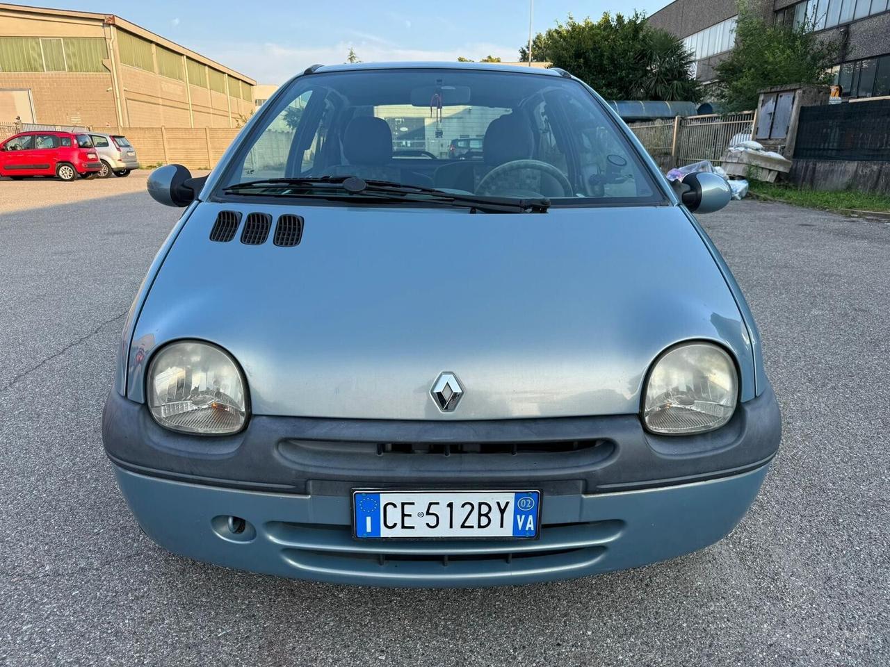 Renault Twingo 1.2i benzina neopatentati