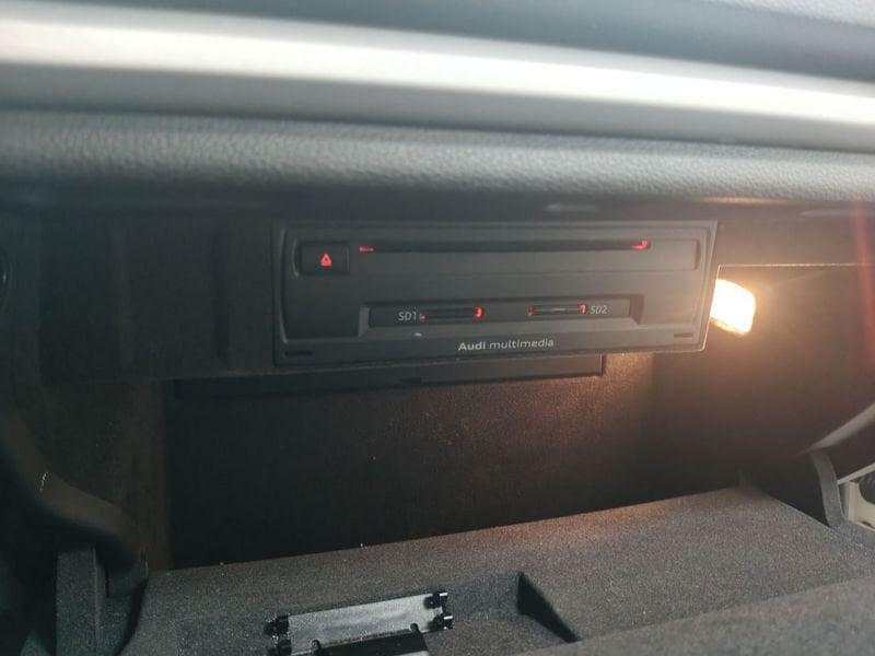 Audi A3 1.6 TDI CR S tronic Attraction S.Back LEGGI