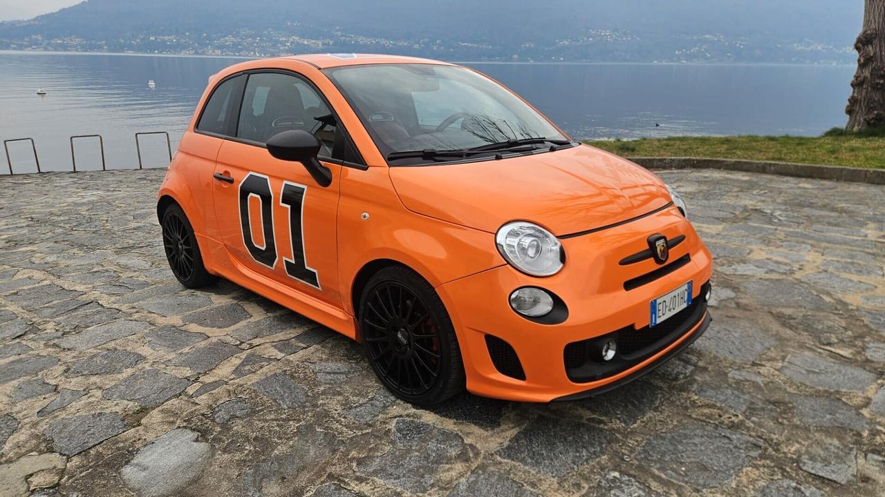 Abarth 500 1.4 Turbo T-Jet esseesse 160 cv