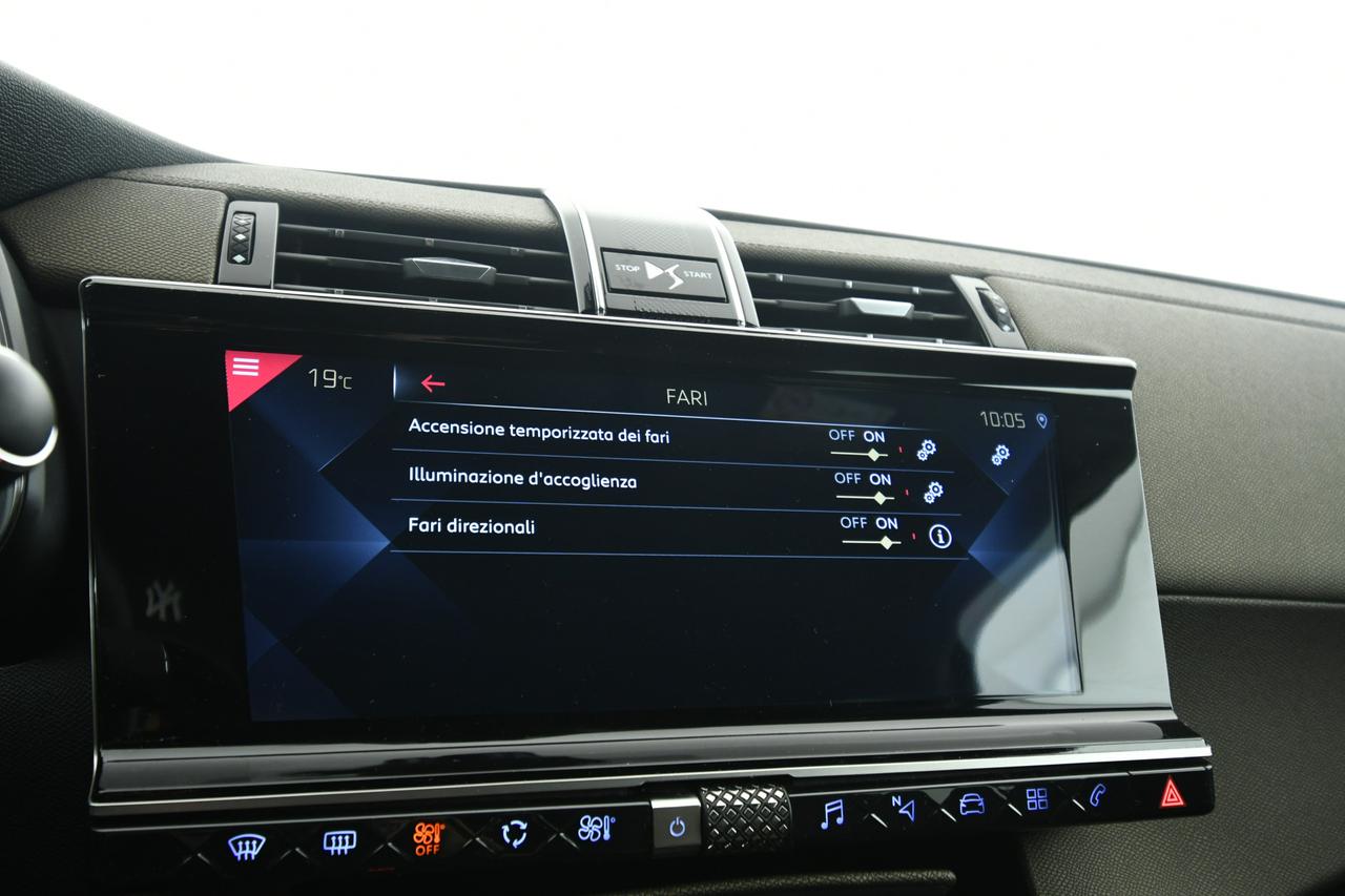 DS DS7 Crossback 2.0 bluehdi Business 180cv auto APP CONNECT+C18''