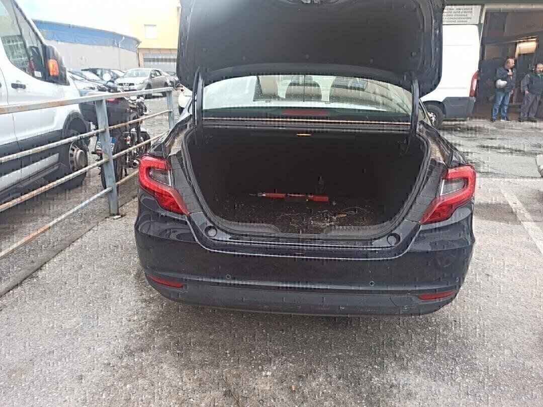 Fiat Tipo - 2016