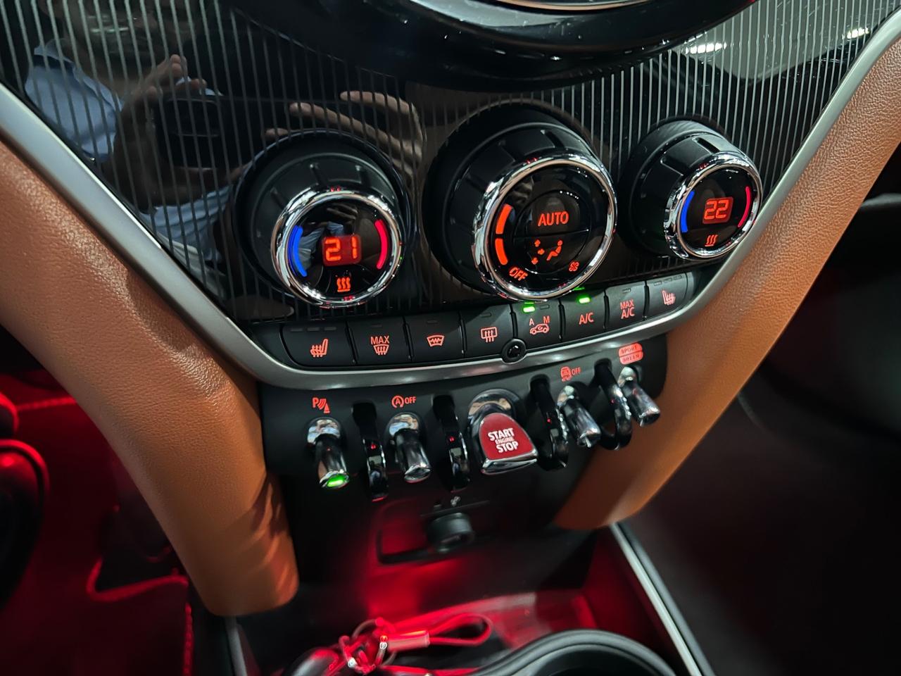 Mini COUNTRYMAN SD 2.0 Aut. YOURS ALL4 190 cv