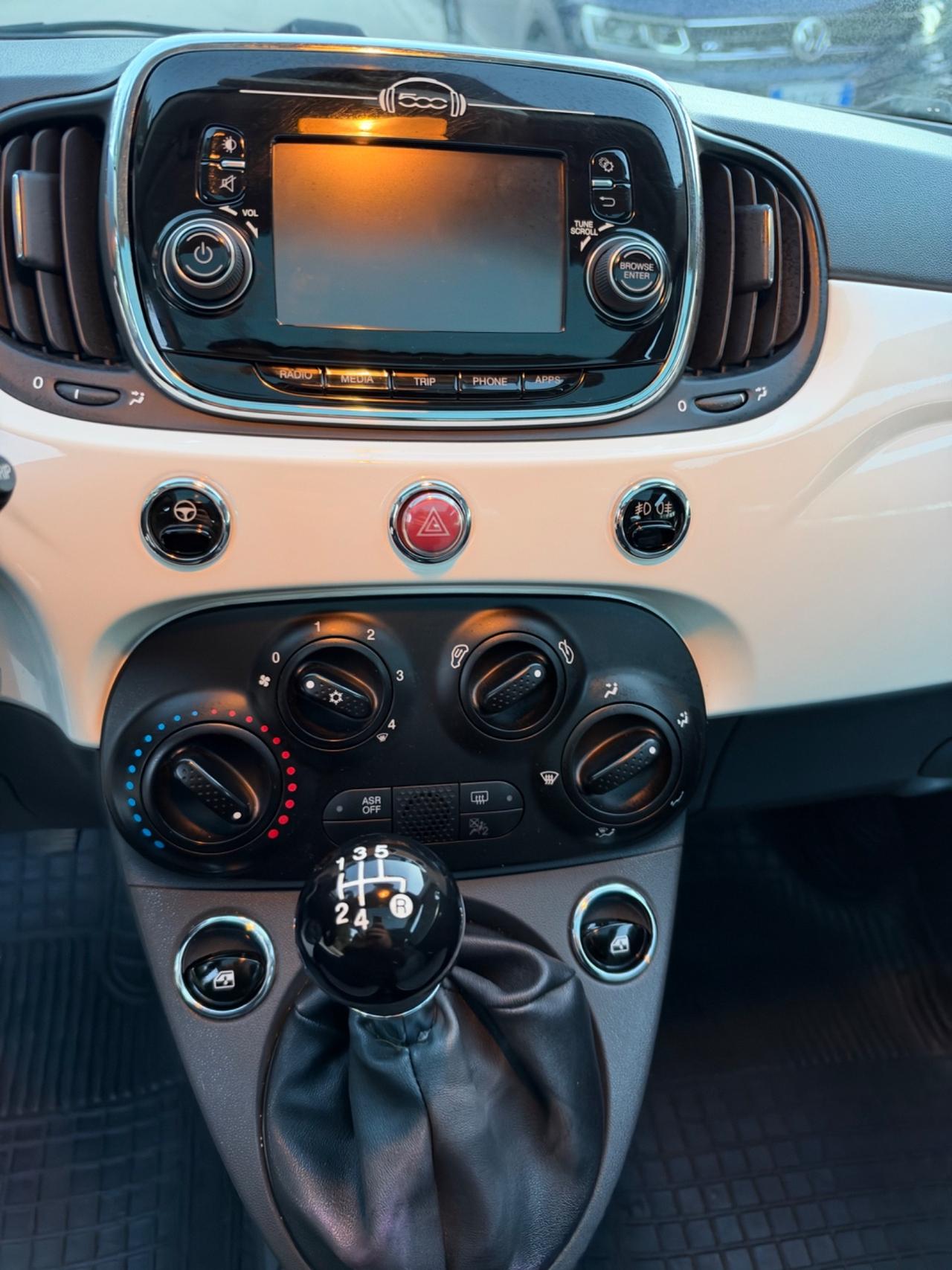 Fiat 500 1.2 benzina 69cv Lounge 2017 tetto panoramico