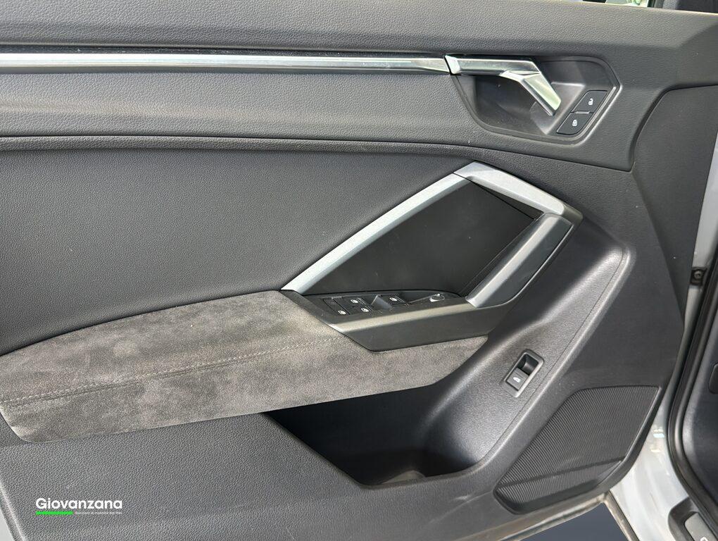 Audi RS Q3 2.5 Quattro S tronic