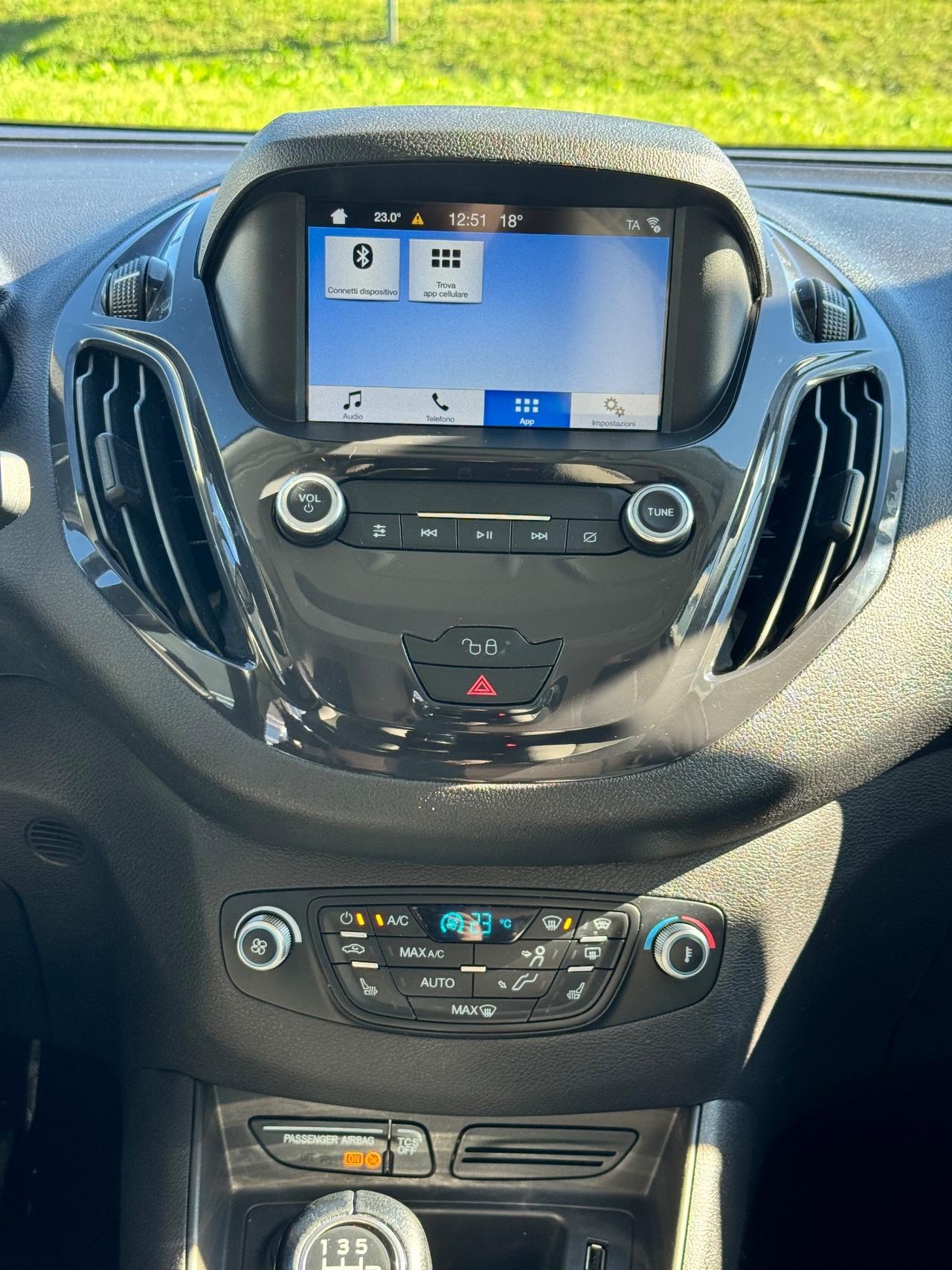 Ford Tourneo Courier 1.0 EcoBoost