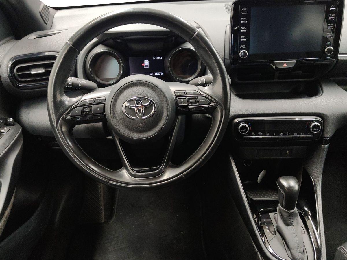 TOYOTA Yaris IV 2020 - Yaris 1.5h Style