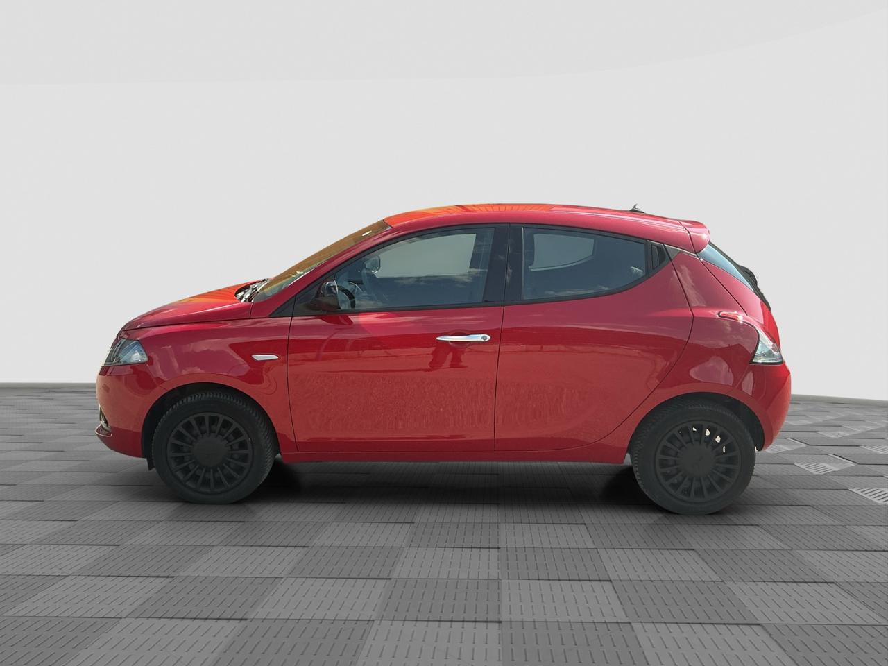 LANCIA Ypsilon 3ª serie Ypsilon 1.0 FireFly 5 porte S&S Hybrid Ecochic Sil