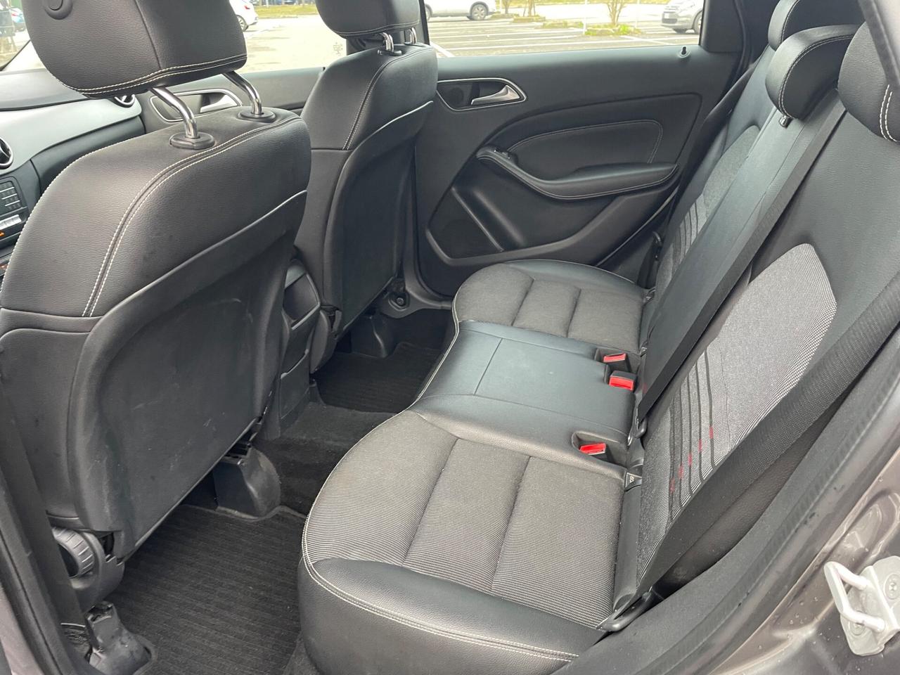 Mercedes-benz B 180 d Automatik Premium*Neopatentati*Solo 44000Km*Euro6