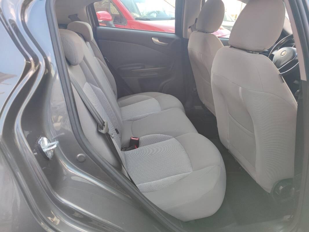 Alfa Romeo Giulietta 1.6 jtdm Distinctive 120cv