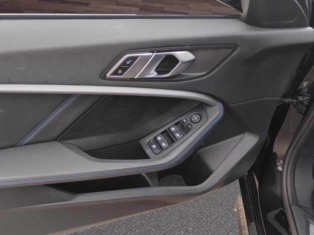 BMW 116 d Msport auto-SERVICE BMW