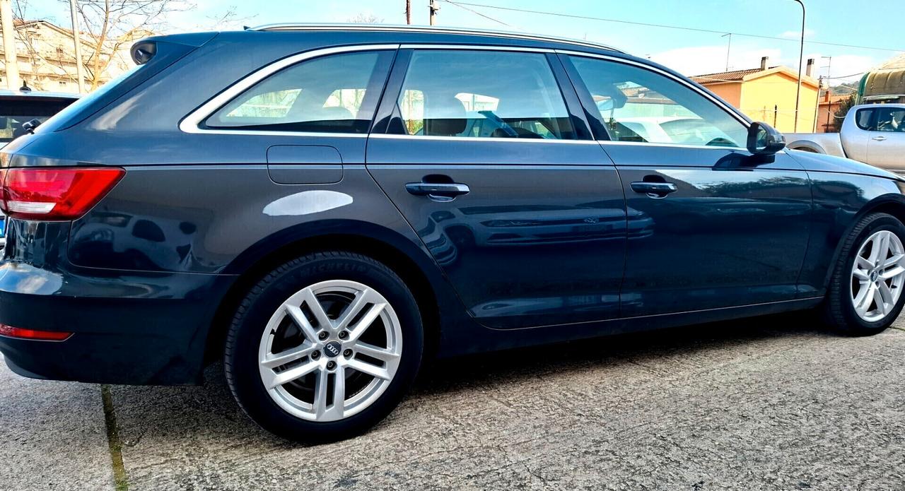 A4 Avant 2.0 TDI 150 CV ultra S tronic Business Sport
