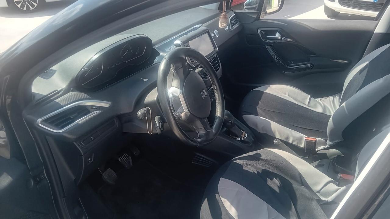 Peugeot 208 BlueHDi 75 5 porte Allure