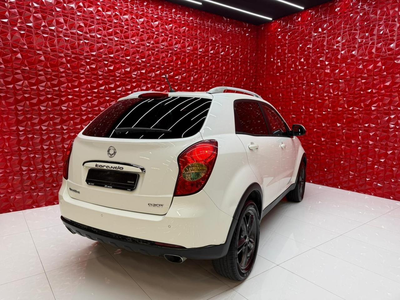 Ssangyong Korando 2.0 e-XDi 175 CV 2WD MT Classy Navi