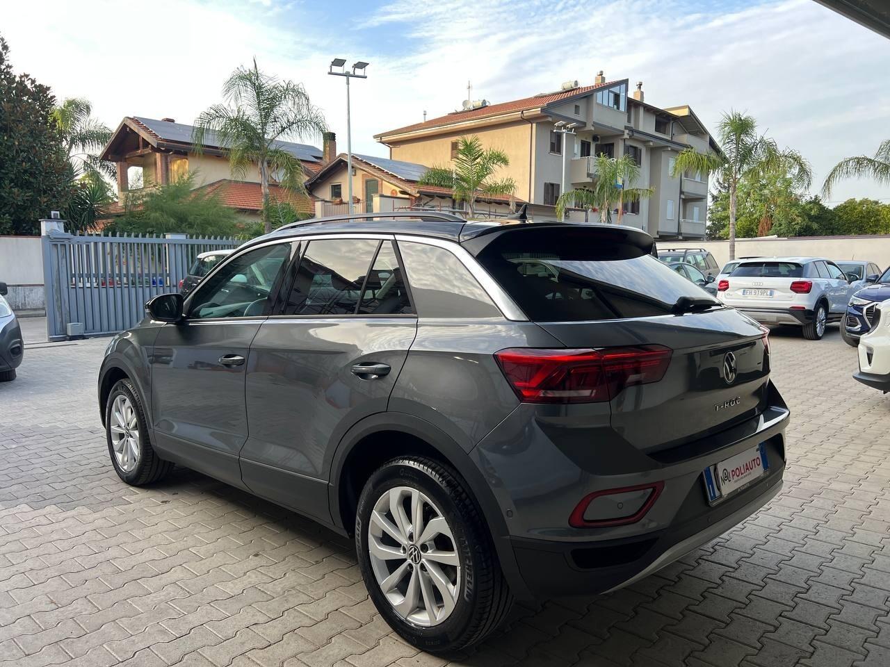 Volkswagen T-Roc 2022 1.0 tsi Life 110cv