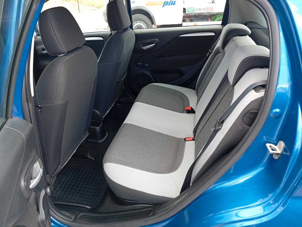 Fiat Punto 1.4 S&S 8V Dualogic 5 porte Racing