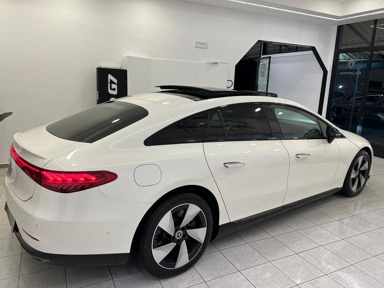 Mercedes-benz EQS 350 Luxury 2022