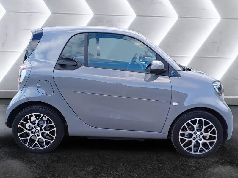 smart fortwo eq racingrey 22kW