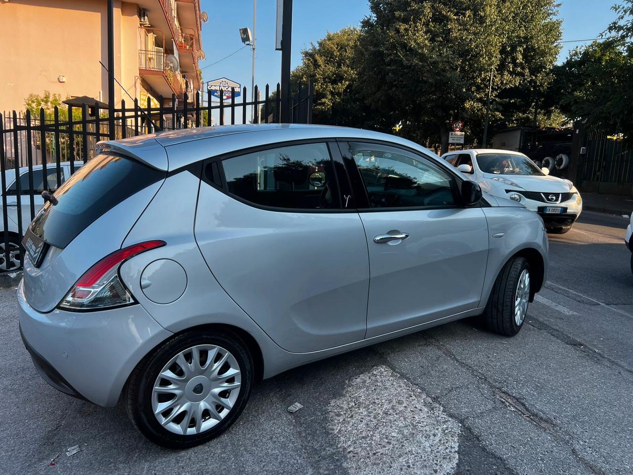 Lancia Ypsilon 1.2 69 CV 5 porte GPL Ecochic Platinum