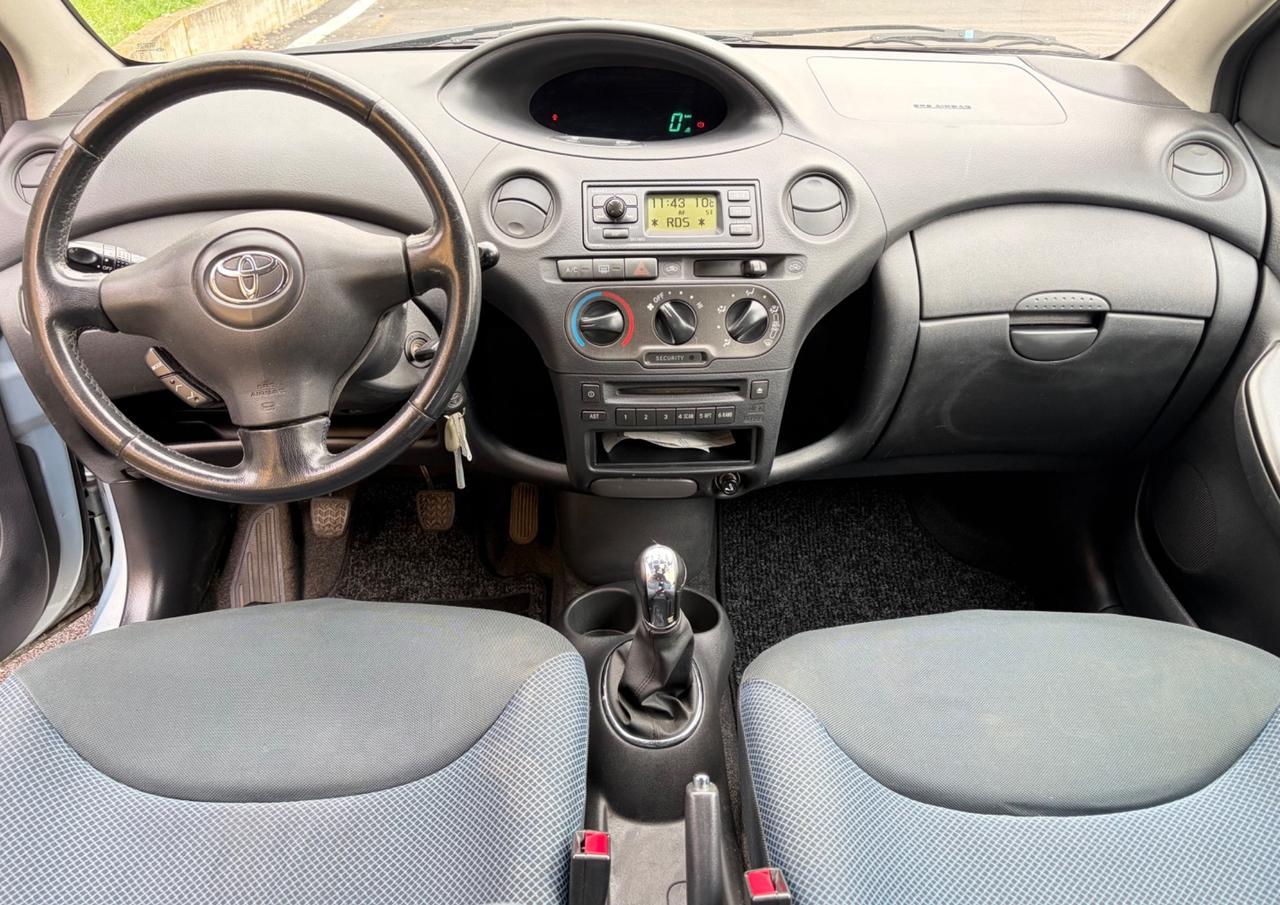 Toyota Yaris 1.0