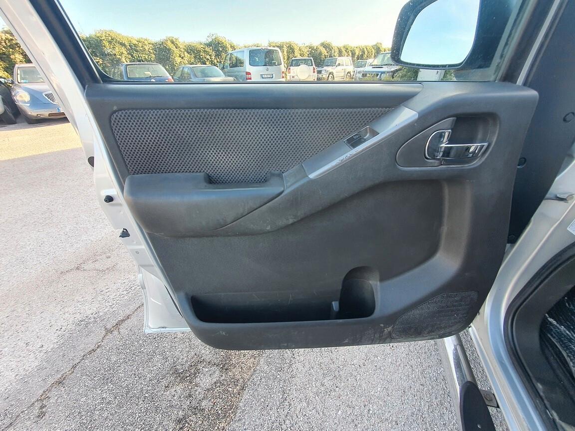 Nissan Navara (D40) 2.5 dCi 174CV 4WD Cab. Singola