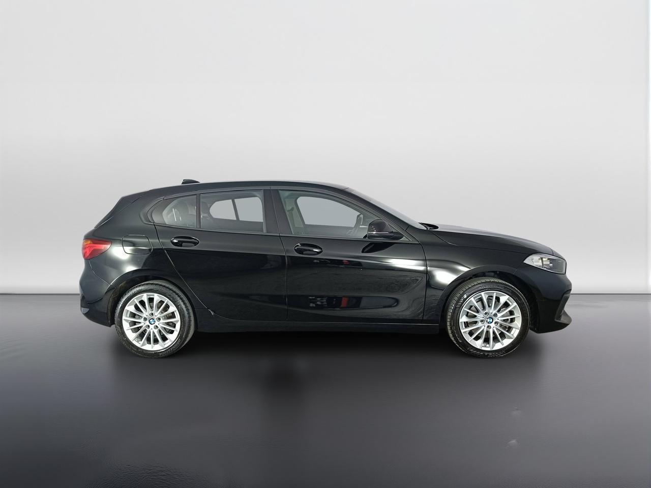 BMW Serie 1 F40 - 116d Business Advantage auto