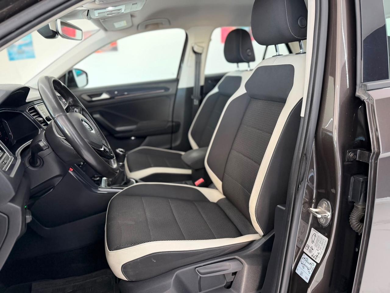 Volkswagen T-Roc 1.6 TDI SCR Advanced BlueMotion Technology